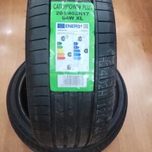 NEUMÁTICO 205/40/17